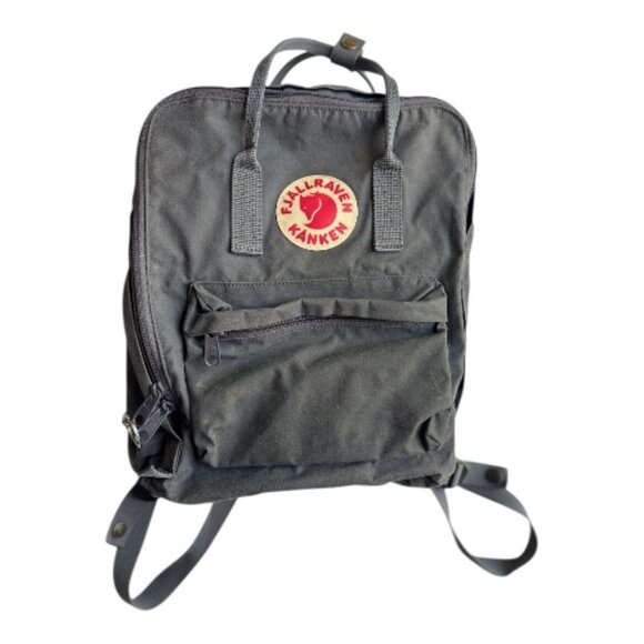 Used FJALLRAVEN Backpack Unisex O/S Gray Kanken 23510 Fog - Picture 1 of 15